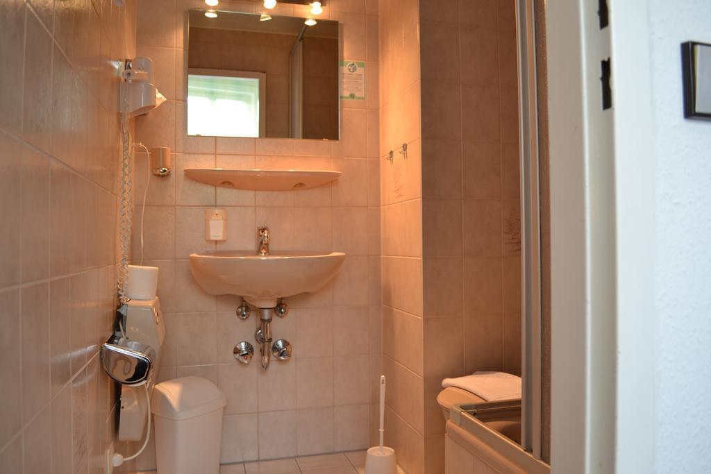 Hotel Hospiz Тюбинген Номер фото