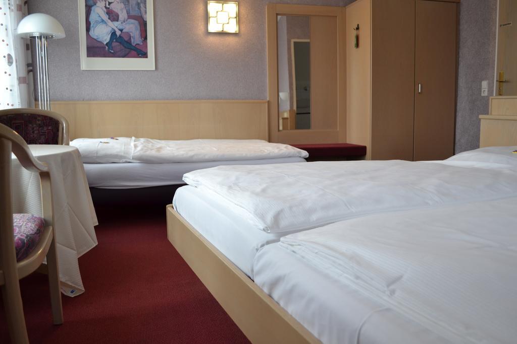Hotel Hospiz Тюбинген Экстерьер фото