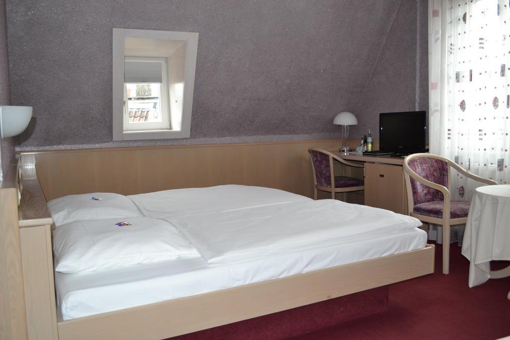 Hotel Hospiz Тюбинген Экстерьер фото